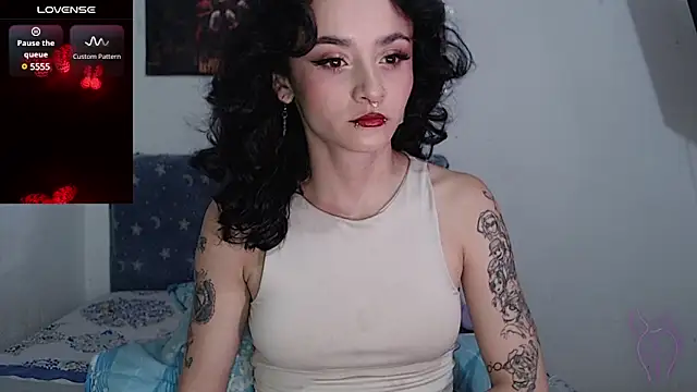 kitty22  online show from March 2025 04:17:01 PM