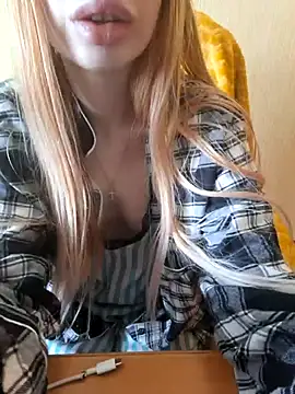 Elza kom online show from February 2026 04:42:02 AM