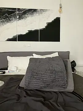 Laurahorney xo online show from March 2026 08:45:01 PM