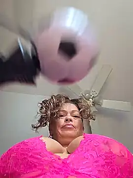Snapshot of Erotic_and_Exotic chatting on June 2026 08:25:02 PM Erotic and Exotic online show from June 2026 08:25:02 PM