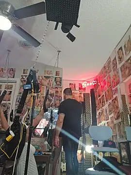 Snapshot of luvs2cumm69 chatting on November 2025 12:51:02 PM luvs2cumm69 online show from November 2025 12:51:02 PM