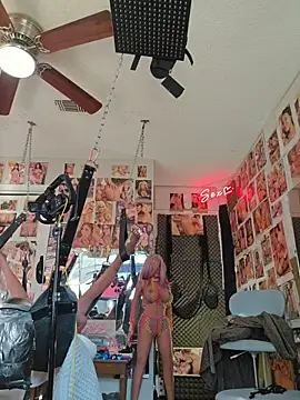 Snapshot of luvs2cumm69 chatting on November 2025 02:19:01 PM luvs2cumm69 online show from November 2025 02:19:01 PM