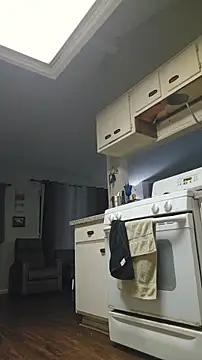 Snapshot of luvs2cumm69 chatting on November 2025 12:22:01 AM luvs2cumm69 online show from November 2025 12:22:01 AM