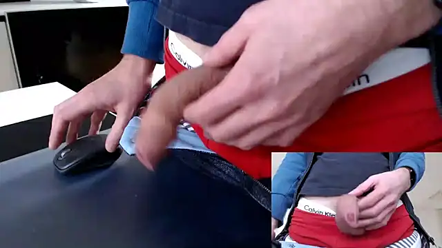 Snapshot of sperma_tributes chatting on January 2025 08:30:01 AM sperma tributes online show from January 2025 08:30:01 AM