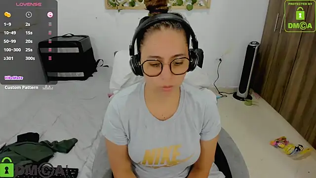 isa loves cum online show from February 2026 11:36:02 PM