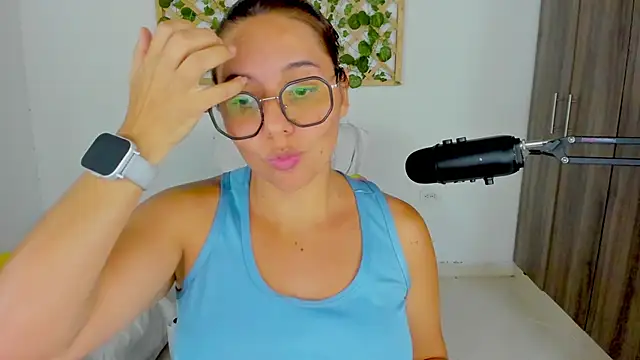 isa loves cum online show from February 2026 02:54:01 AM