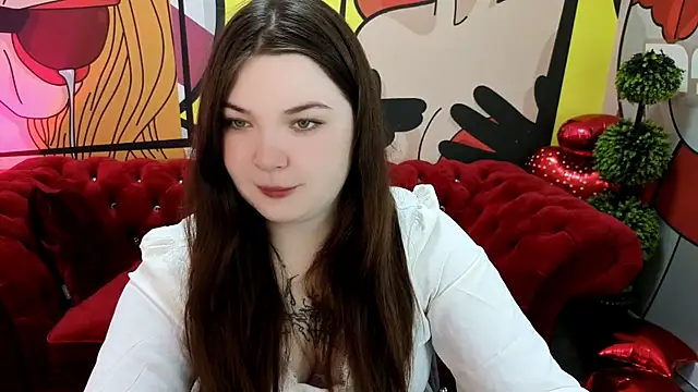 RosieMoons online show from April 2026 07:19:01 PM