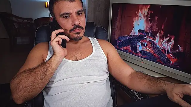 Snapshot of officeman7 chatting on December 2024 05:35:02 PM officeman7 online show from December 2024 05:35:02 PM