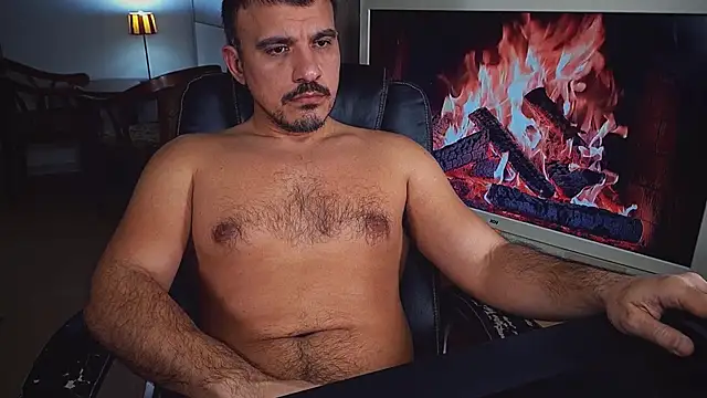 Snapshot of officeman7 chatting on January 2025 06:13:01 PM officeman7 online show from January 2025 06:13:01 PM