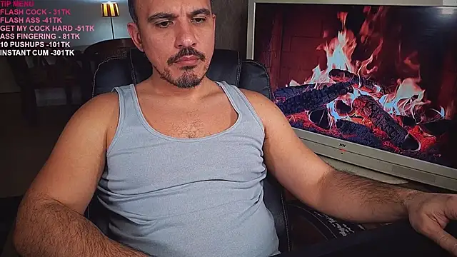 Snapshot of officeman7 chatting on February 2025 04:37:02 PM officeman7 online show from February 2025 04:37:02 PM