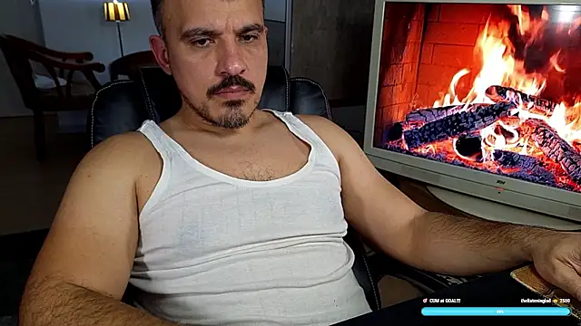 Snapshot of officeman7 chatting on February 2026 03:24:02 PM officeman7 online show from February 2026 03:24:02 PM