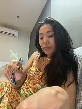 IzanamiTime online show from December 2024 12:01:02 PM