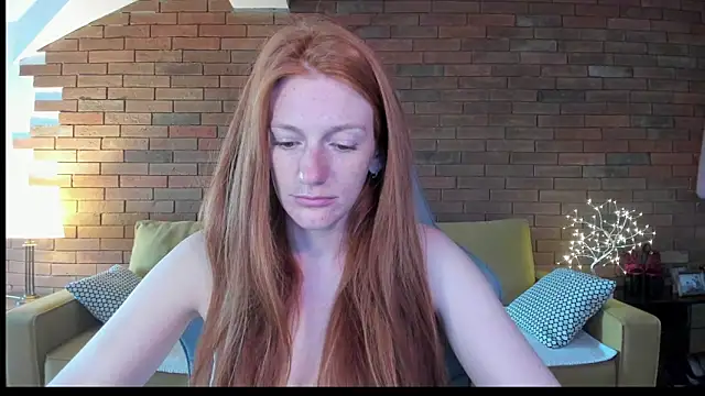 Snapshot of Aliceginger99 chatting on September 2025 03:56:02 PM Aliceginger99 online show from September 2025 03:56:02 PM