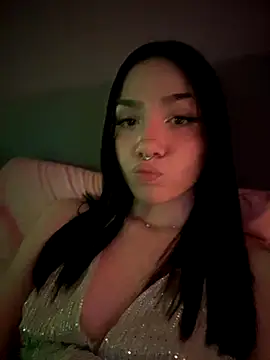 ShannonShanny online show from October 2025 06:18:01 PM