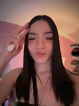 ShannonShanny online show from November 2025 03:58:01 PM