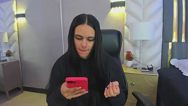 ChloeHarper  online show from March 2026 11:54:01 AM