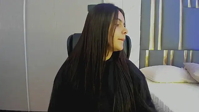 Snapshot of ChloeHarper_ chatting on June 2026 12:22:01 PM ChloeHarper online show from June 2026 12:22:01 PM