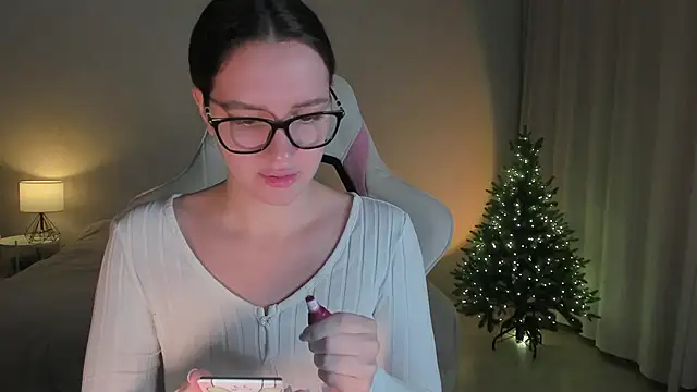 Sonia moon  online show from December 2024 01:13:01 AM