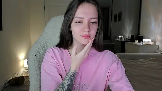 Sonia moon  online show from October 2025 02:32:02 AM