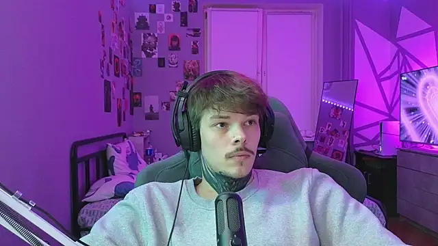 DENIS HERE online show from February 2025 02:14:01 AM