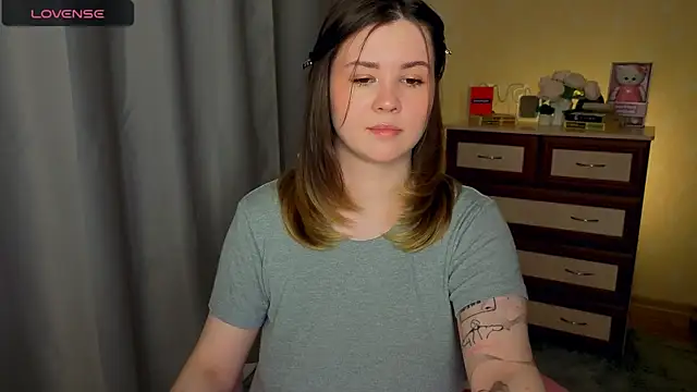 cutie mili online show from April 2026 10:40:02 AM