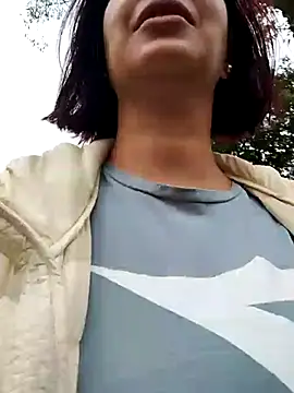 scarlett moore online show from March 2025 12:04:02 PM