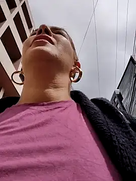 scarlett moore online show from January 2026 03:27:01 PM