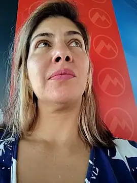 scarlett moore online show from February 2026 02:49:01 PM