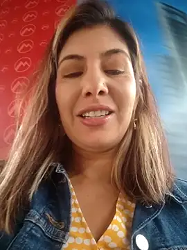 scarlett moore online show from April 2026 04:26:01 PM