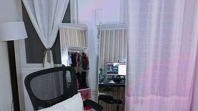 Tawny cox online show from June 2026 08:24:01 PM