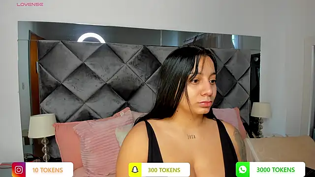 Snapshot of sofhiaa_adaams chatting on February 2025 03:08:01 PM sofhiaa adaams online show from February 2025 03:08:01 PM