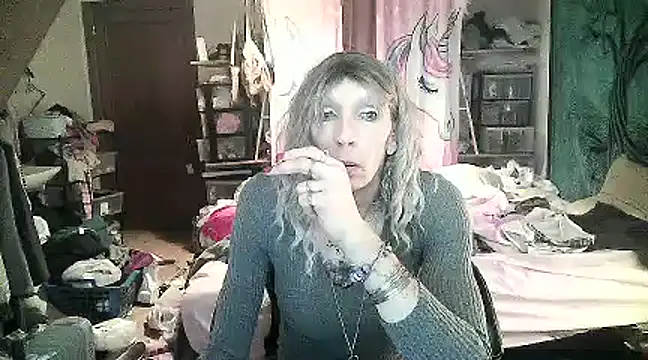 Ombeline1 online show from January 2025 02:56:02 PM