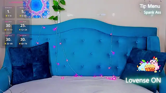 MilliStrii online show from November 2025 01:27:02 AM