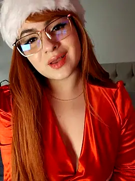 Lia Hurley online show from December 2024 06:17:02 PM