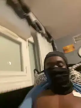 Snapshot of elninoblacko chatting on February 2025 02:07:01 AM elninoblacko online show from February 2025 02:07:01 AM