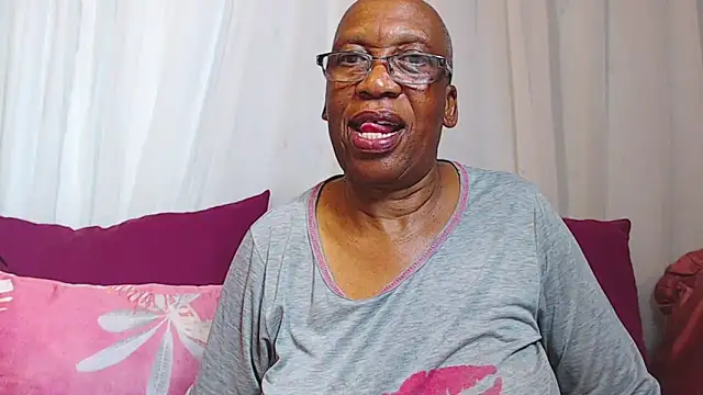 Snapshot of Freakyassnwildx chatting on December 2025 08:27:01 PM Freakyassnwildx online show from December 2025 08:27:01 PM