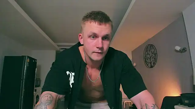 Samuel Andrew online show from September 2025 03:41:02 AM