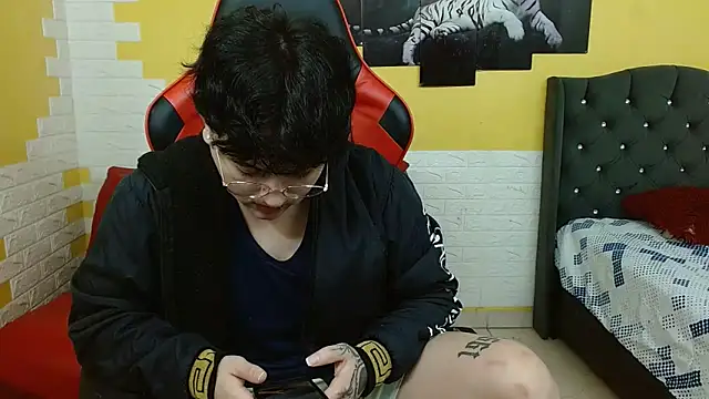 isabeautyx19 online show from December 2025 02:17:01 AM