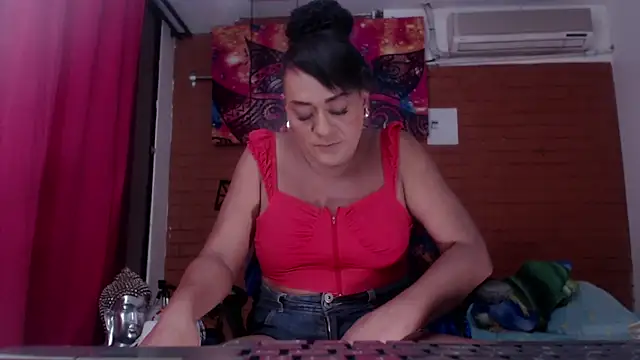 Khatalina hott online show from January 2025 08:03:02 AM