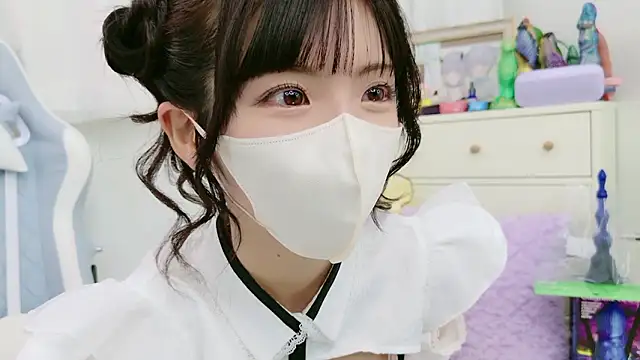 -minami- online show from January 2026 12:07:01 PM