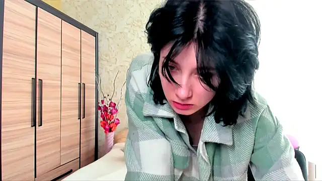 JulisSweet online show from February 2025 10:26:01 AM