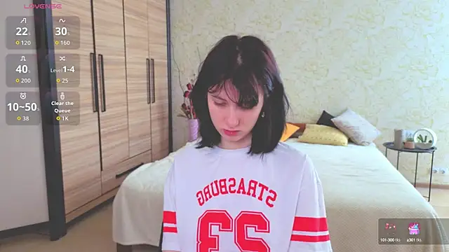 JulisSweet online show from October 2025 06:55:02 AM