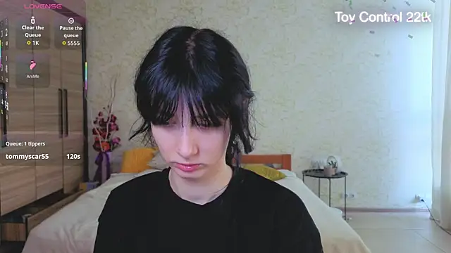 JulisSweet online show from July 2026 06:42:02 AM