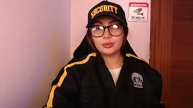 lalawhitte online show from March 2026 08:47:01 PM