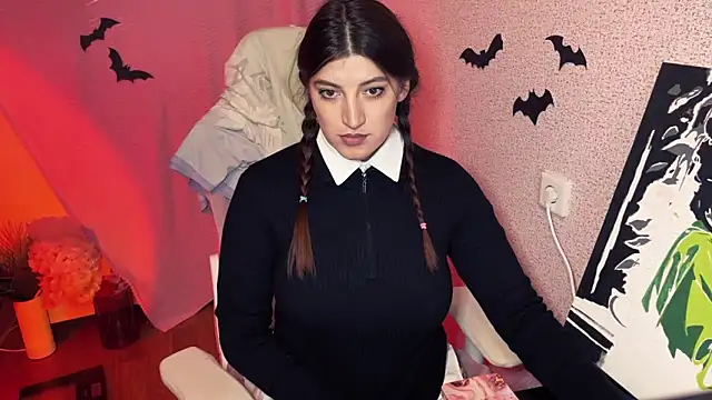 Katrin  kiss online show from October 2025 05:06:02 PM