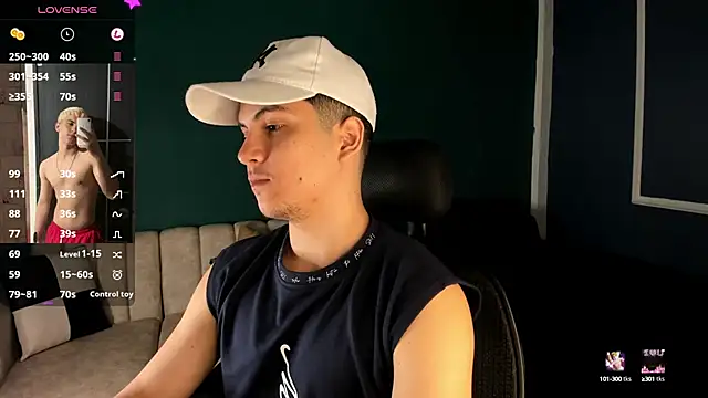 Snapshot of Brat_ chatting on December 2024 02:27:01 PM Brat online show from December 2024 02:27:01 PM
