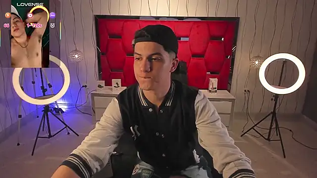 Brat  online show from December 2025 07:51:02 PM