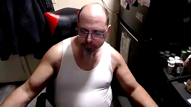 KrazyLegz online show from December 2025 12:27:01 AM