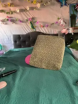 NinaGauther online show from February 2026 02:53:02 PM