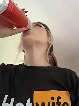 Melissa cum online show from June 2026 05:45:02 AM